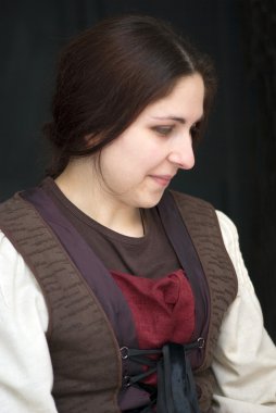 Katılımcı Ortaçağ kostüm partisi