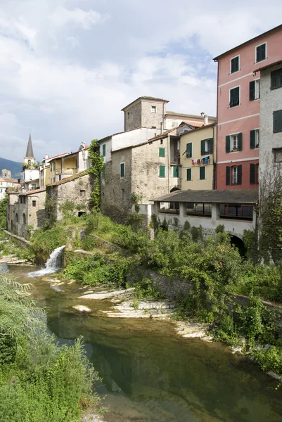 Borgomaro. oude dorp in regio Ligurië Italië — Stockfoto