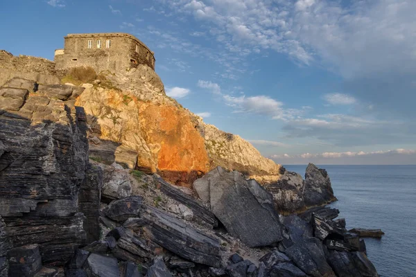 Góry Skaliste Brzegu Morza Wybrzeżu Portovenere Prowincja Spezia Liguria Włochy — Zdjęcie stockowe