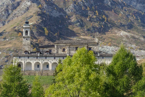 Saint Magnus Cuneo Sanctuary Castelmagno Piedmont Region Italy — Fotografia de Stock