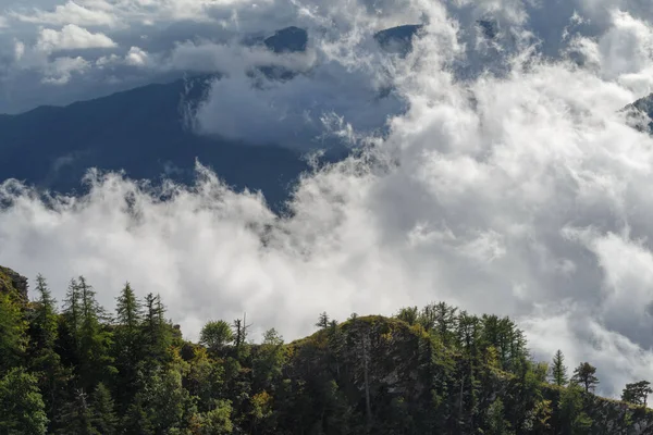 Niebla Revelando Cordillera Los Alpes Liguria Italia — Foto de Stock