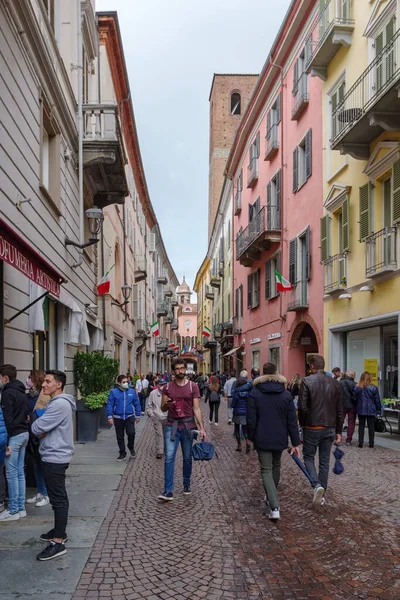 Alba Itália Maio 2022 Vista Rua Cidade Velha Alba Uma — Fotografia de Stock