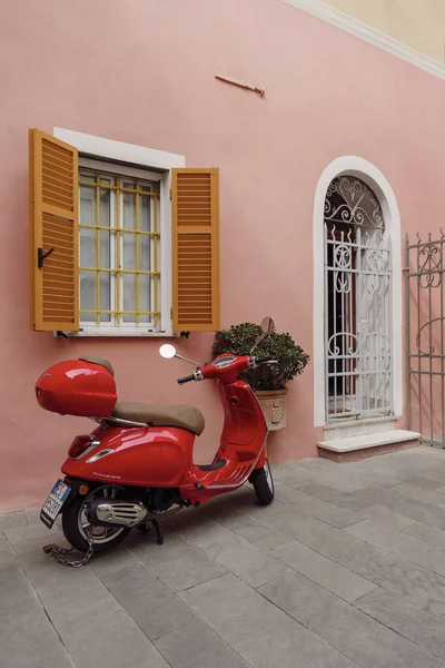 Finale Ligure Italy April 2022 Classic Scooter Parked Street Old — Foto Stock