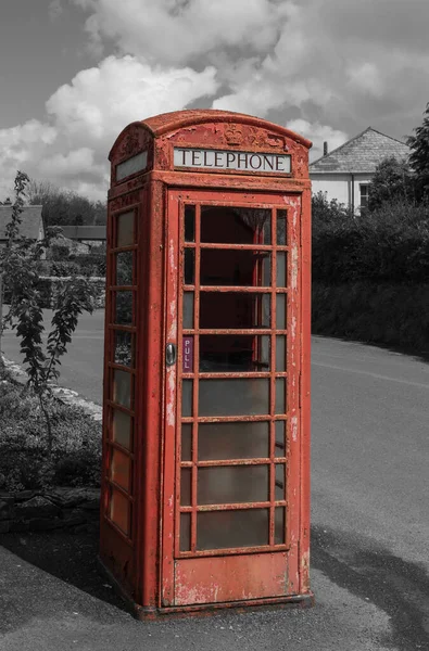 Παραδοσιακά Old Style British Phone Booth Στο Ηνωμένο Βασίλειο — Φωτογραφία Αρχείου