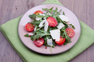 ruccola ve domates salatası