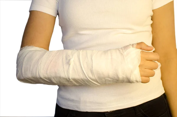 Kadın kolundaki bandaj izole edilmiş. Yüksek kalite fotoğraf