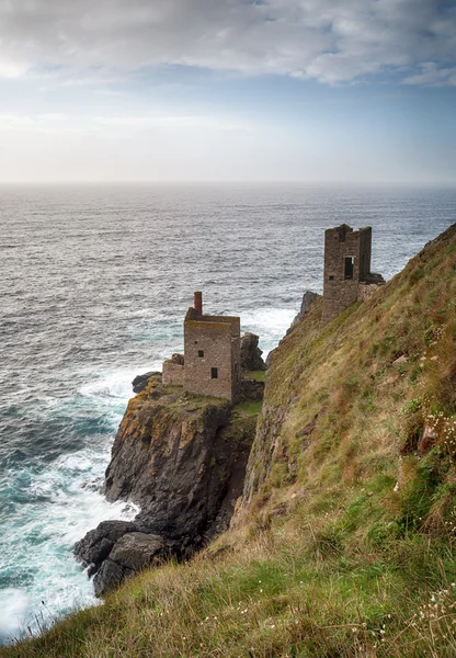 在康沃尔郡的 botallack 冠 — 图库照片