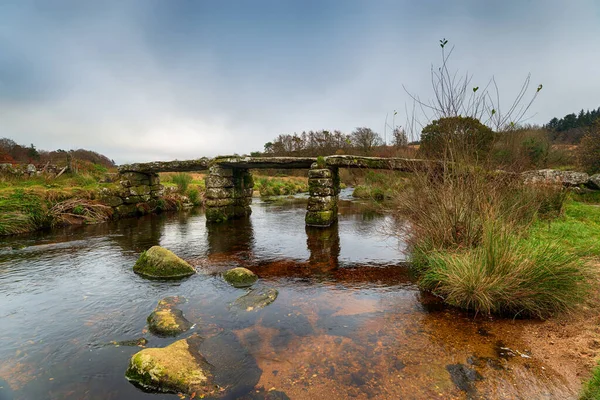 Antiga Ponte Palmas Cruzando East Dart River Postbridge Dartmoor National — Fotografia de Stock