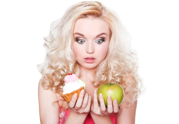 cupcake ve elma ile kız