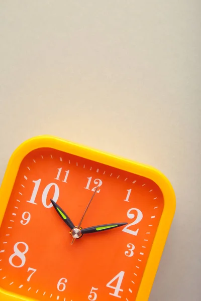 Yellow Alarm Clock Grey Background Copy Space Top View — Foto Stock