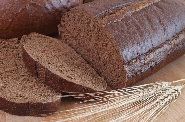 Composição de espiguetas de pão e trigo — Fotografia de Stock