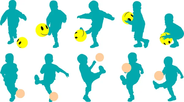 Silhouette vettoriali bambino piccolo come giocatore di calcio con ball-smi — Vettoriale Stock