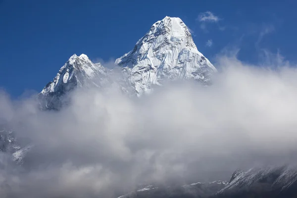 明亮的喜马拉雅山 — 图库照片