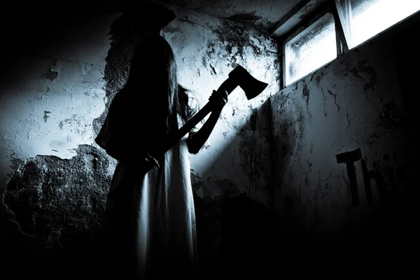 Horror scene of a scary woman — Stock Photo, Image