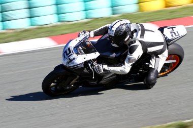 Motosiklet racer