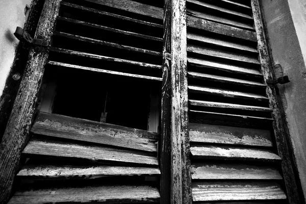 Old rustic window — Stock Photo, Image