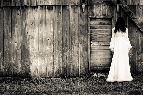 Escena de horror de una mujer aterradora — Foto de Stock