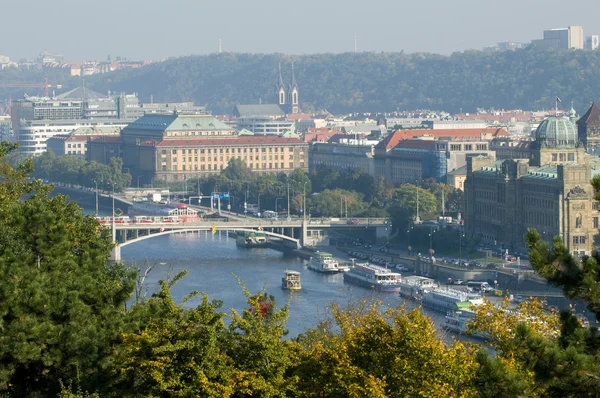 Manhã de outono em praga — Fotografia de Stock