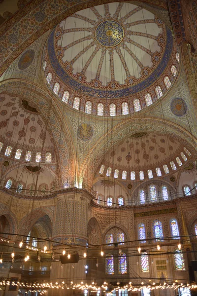 Modrá mešita - vnitřní pohled, istanbul — Stock fotografie