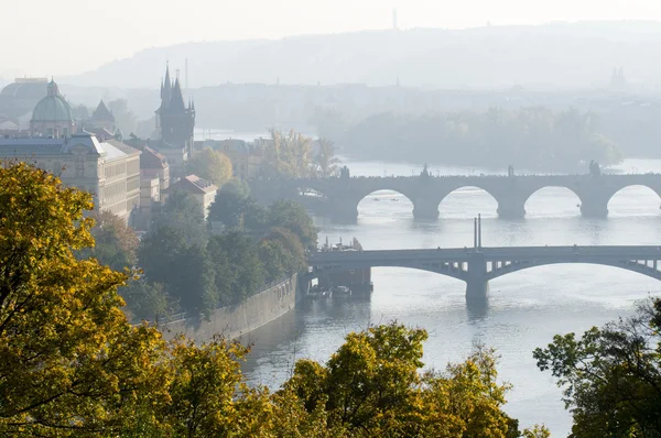 Прага в тумане — стоковое фото