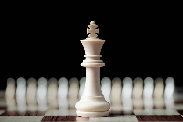 King Battle Chess Game Stand Board Game Leadership Business Vision — ストック写真
