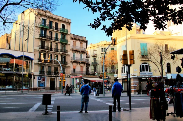 På gatan i barcelona — Stockfoto