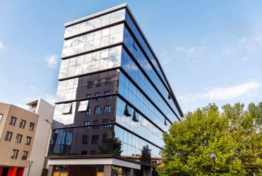 BULGARIA, SOFIA: 15 Eylül 2021 - Sofya 'daki Modern Lüks Cam İşyeri Kurumu .