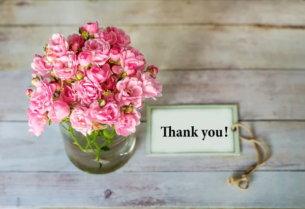 Beautiful Pink Roses Bouquet Thank You Message — Zdjęcie stockowe