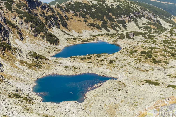 Horská Krajina Dvěma Jezery Modrou Vodou Rila Mountain Bulharsko — Stock fotografie