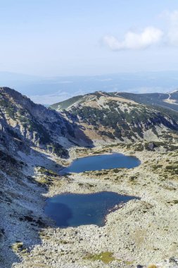 Bulgaristan 'ın Rila Dağı' ndaki Mavi Su Gölleri
