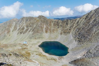 Bulgaristan 'ın Rila Dağı' ndaki Mavi Su Gölleri
