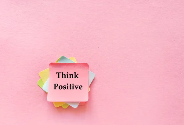 Заметки Розовом Фоне Позитивной Мыслью — стоковое фото