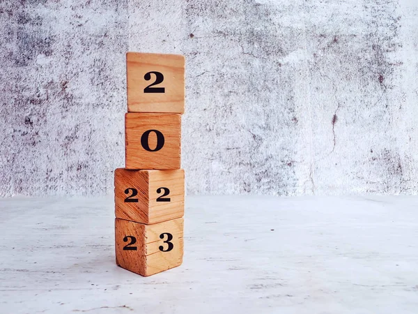 Wooden Cubes Blocks Gray Textured Background Change Year 2022 2023 — Stockfoto