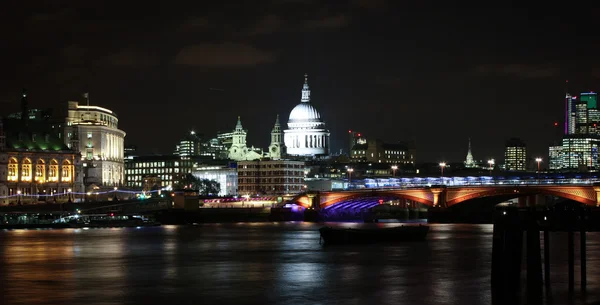 St pauls cathedral, Londen, Engeland — Stockfoto