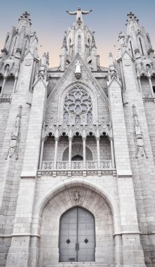 Tibidabo Kilisesi