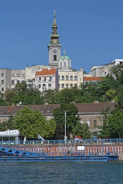 Santo Arcangelo Michele Chiesa Ortodossa Serba Punto Riferimento Belgrado Estate — Foto Stock