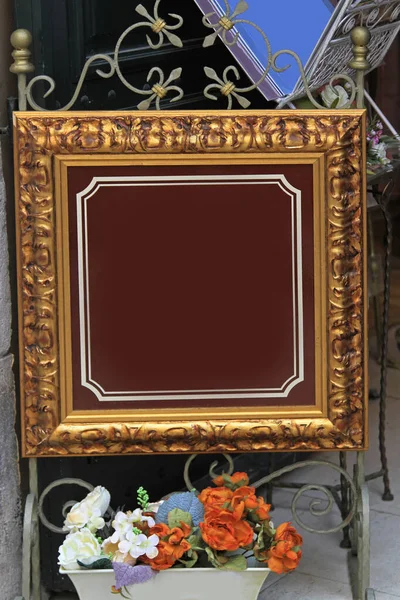 Old gold square shape art picture frame