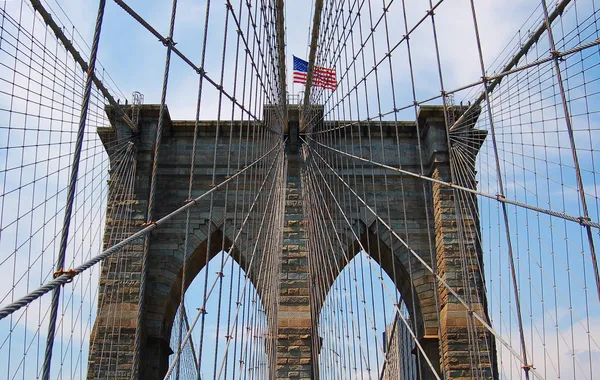 Puente de Brooklyn en Manhattan, Nueva York — Foto de Stock
