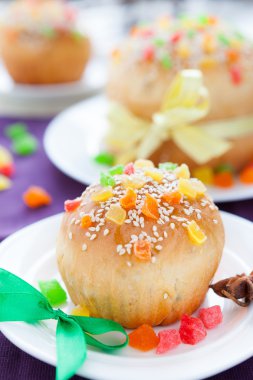 Paskalya için ev yapımı hamur işleri