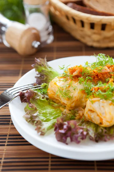 Kohlrouladen mit Reis und Fleisch — Stockfoto