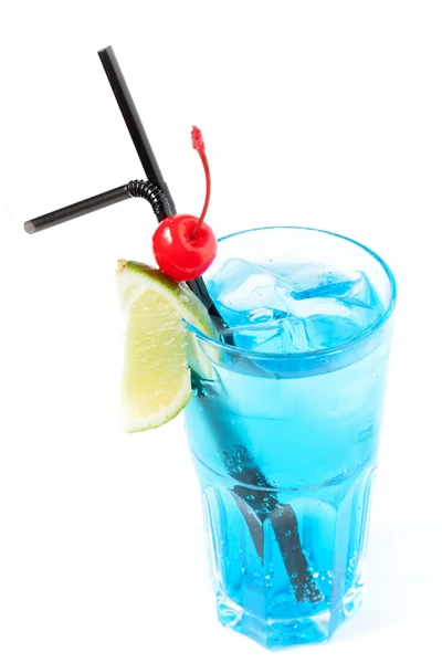 Der schöne Sommercocktail — Stockfoto