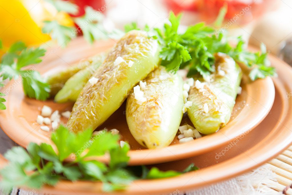 fried green pepper and garlic sauce