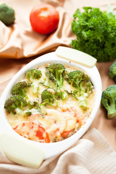 Plantaardige casserole met broccoli — Stockfoto