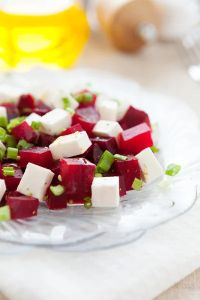 Leichter Salat aus Rüben und Feta — Stockfoto