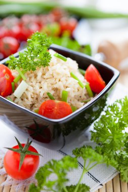 Büyük kase haşlanmış pirinç