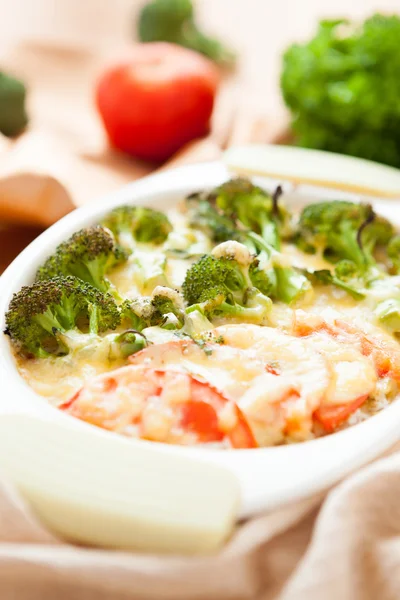 Plantaardige casserole met broccoli — Stockfoto