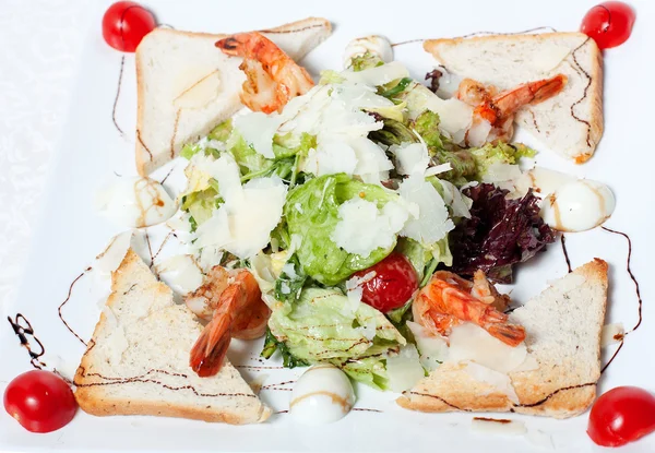 Ensalada ligera con mariscos — Foto de Stock