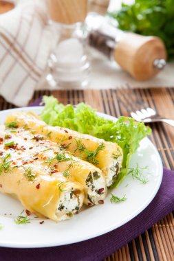 ricotta ile İtalyan makarna
