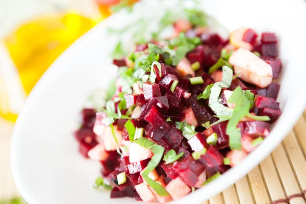 Juicy beets with greens spinach — Stock Photo, Image