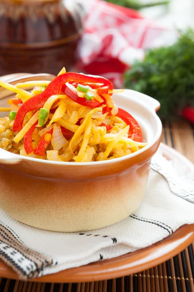 Pink lentils cooked with root vegetables — Stock Photo, Image